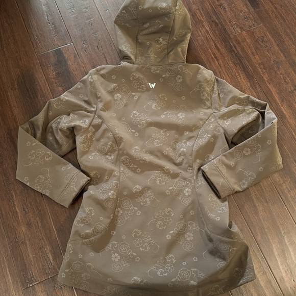 WHITE SIERRA WINTER COAT - Picture 10 of 10